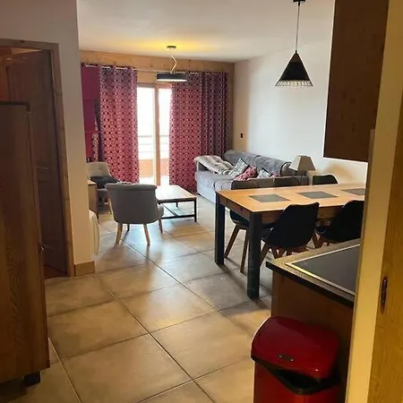 Au Pied Avec Parking Couvert ! Lägenhet *