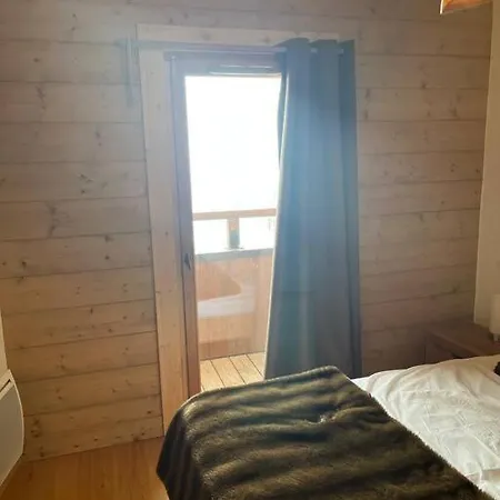 Appartement Au Pied Avec Parking Couvert ! *